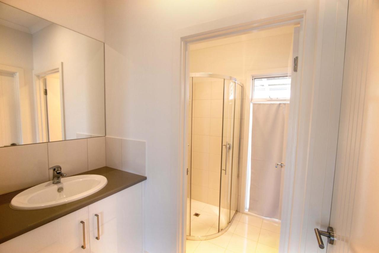 Coorong Island Retreat - Farm Stay At Pet Friendly Property Meningie Eksteriør bilde