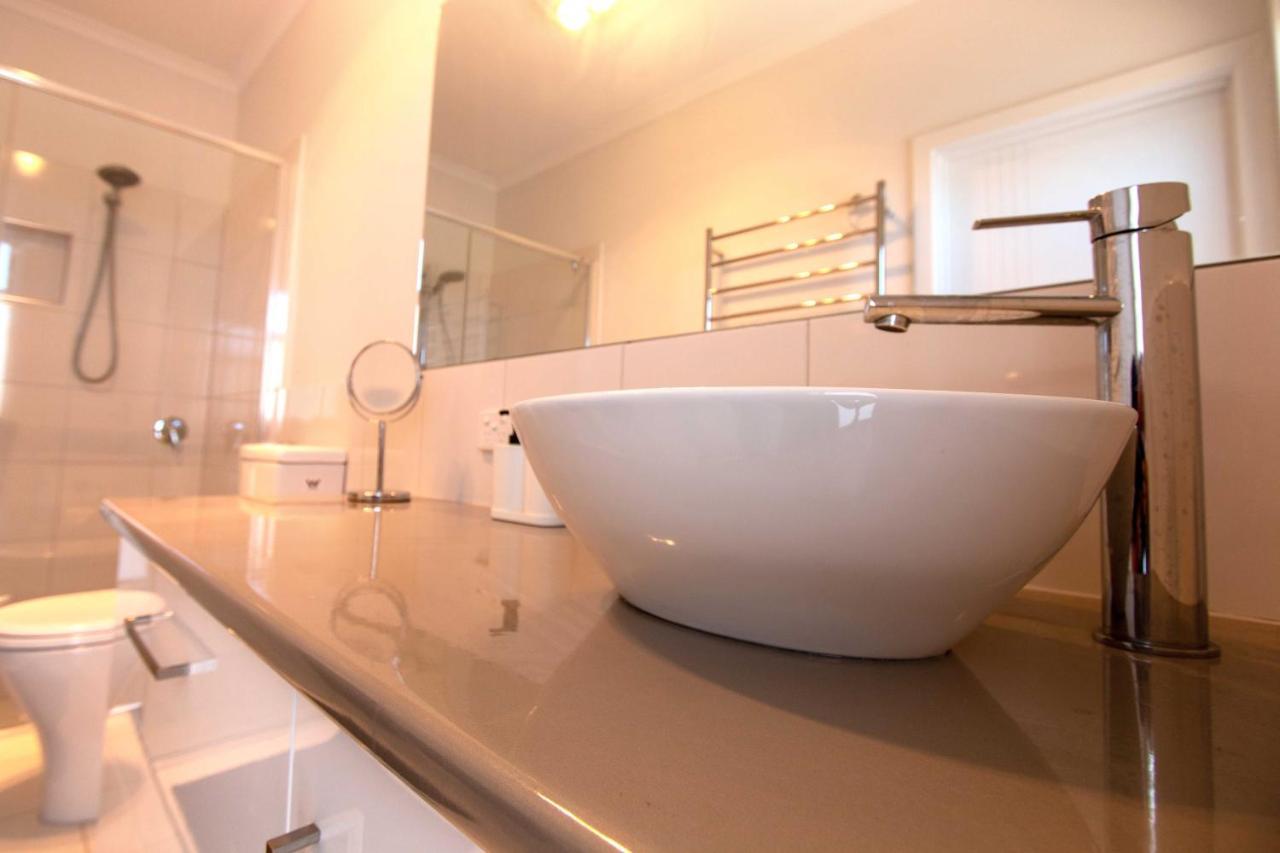 Coorong Island Retreat - Farm Stay At Pet Friendly Property Meningie Eksteriør bilde